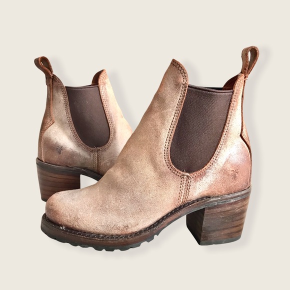 Frye Sabrina Chelsea Vintage Tan/Brown Suede Classic Casual Heeled Ankle Booties - Picture 7 of 16